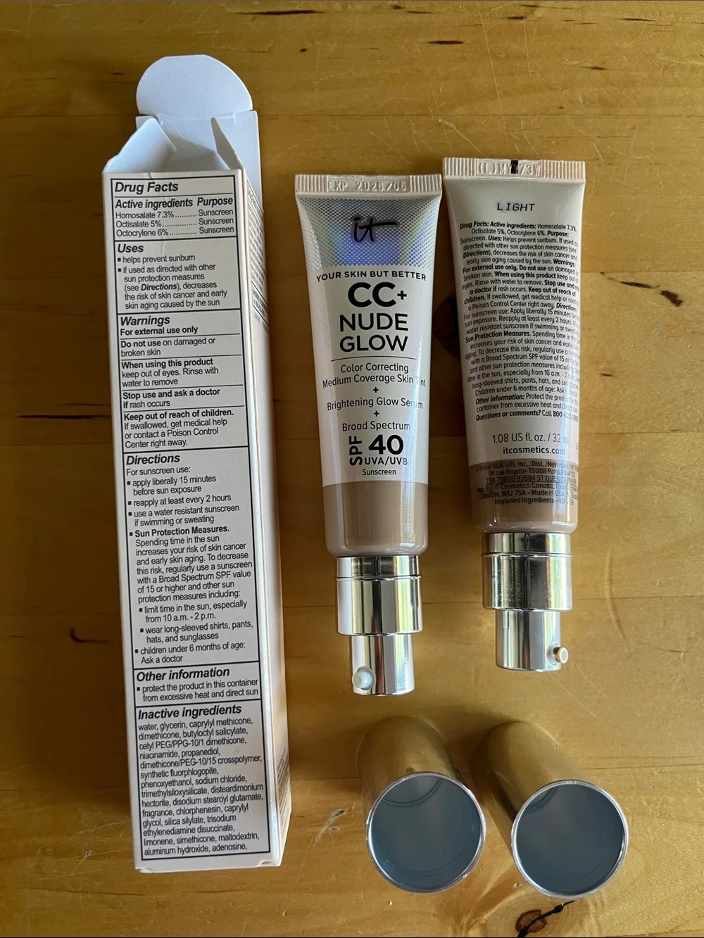 it cosmetics CC+ Nude Glow Color Correcting Tint - Light Beige